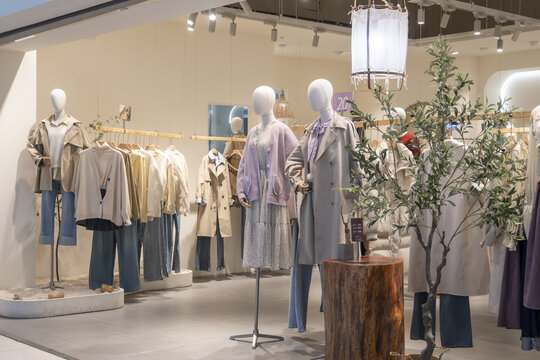 GALLERY FASHION